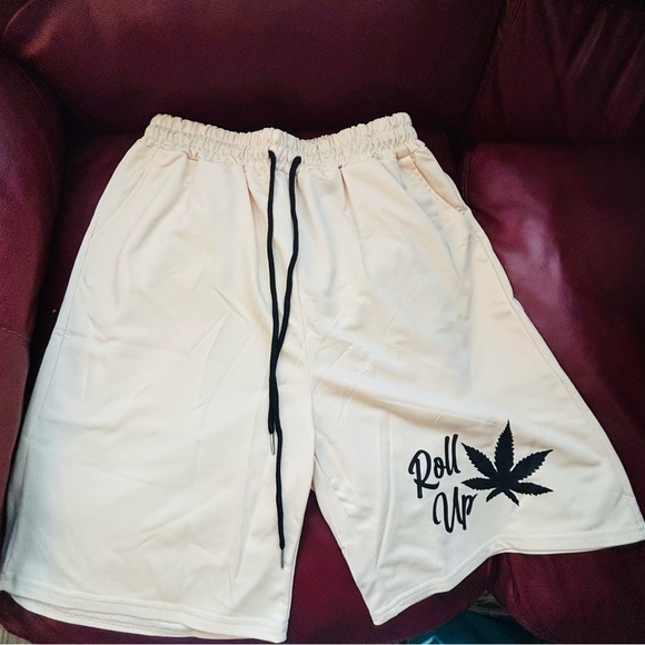 NWT Men's Drawstring Athletic Shorts Size M - Picture 2 of 5